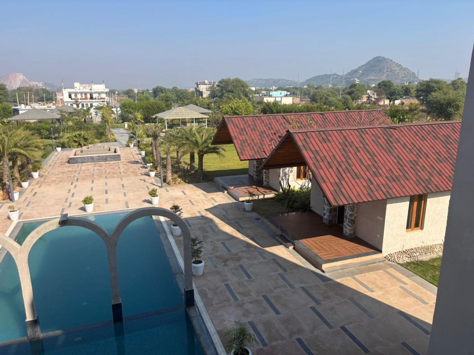 Farm Serene Hotel